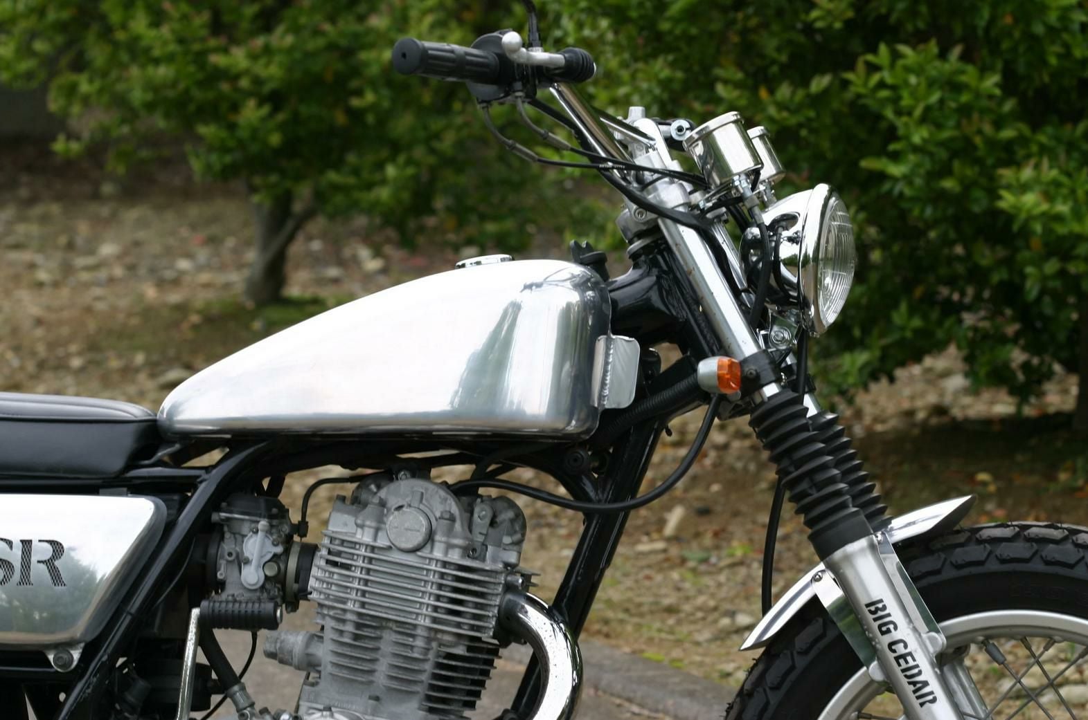 ヤマハ SR400 ストレッチスポーツスター バフ無し BIGCEDAR | バイク