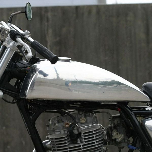 ヤマハ SR400 アルミナロータンク バフ仕上げ BIGCEDAR | バイク