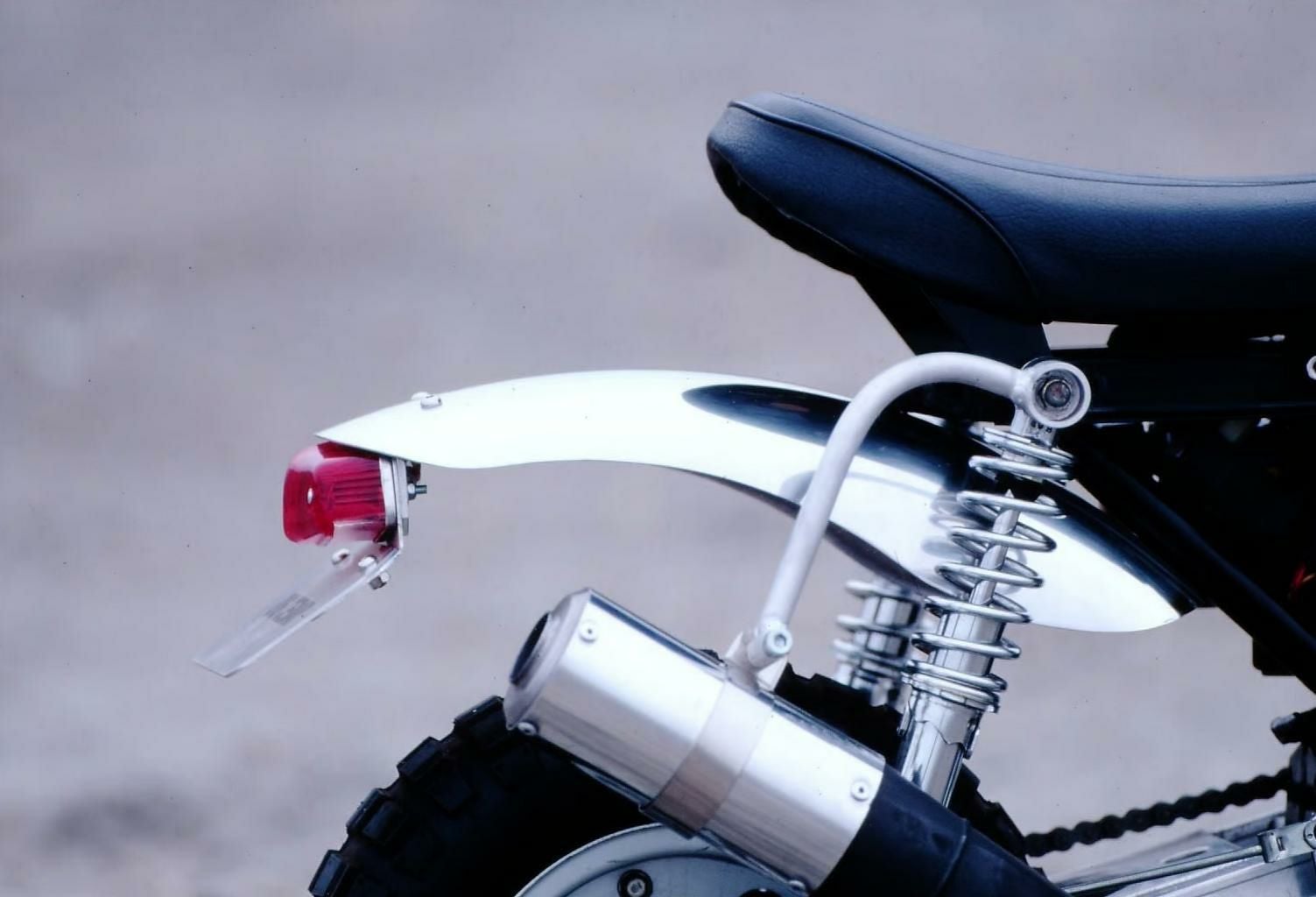 ホンダ モンキー50 6V/12V車用 アルミリアフェンダー ショート