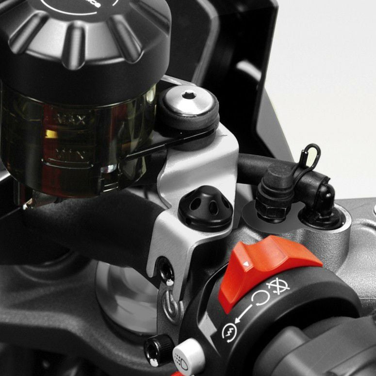 ストリートファイター V4/V4S クラッチカバー キット ブラック CNC