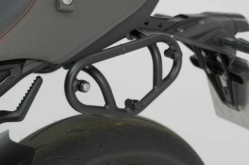 ヤマハ XSR900 2022- サイドバッグステー 左側 SW-MOTECH | バイク