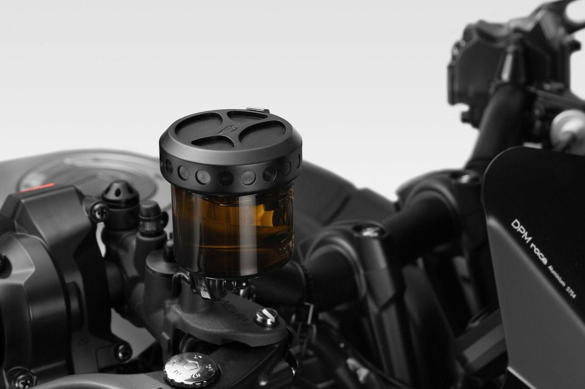 XSR900/MT-09/MT-10/トレーサー9 マスターシリンダーカバー アルミ