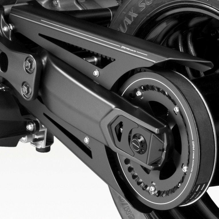 TMAX530/560 ベルトカバー アルミ ブラック DPM | バイクカスタム