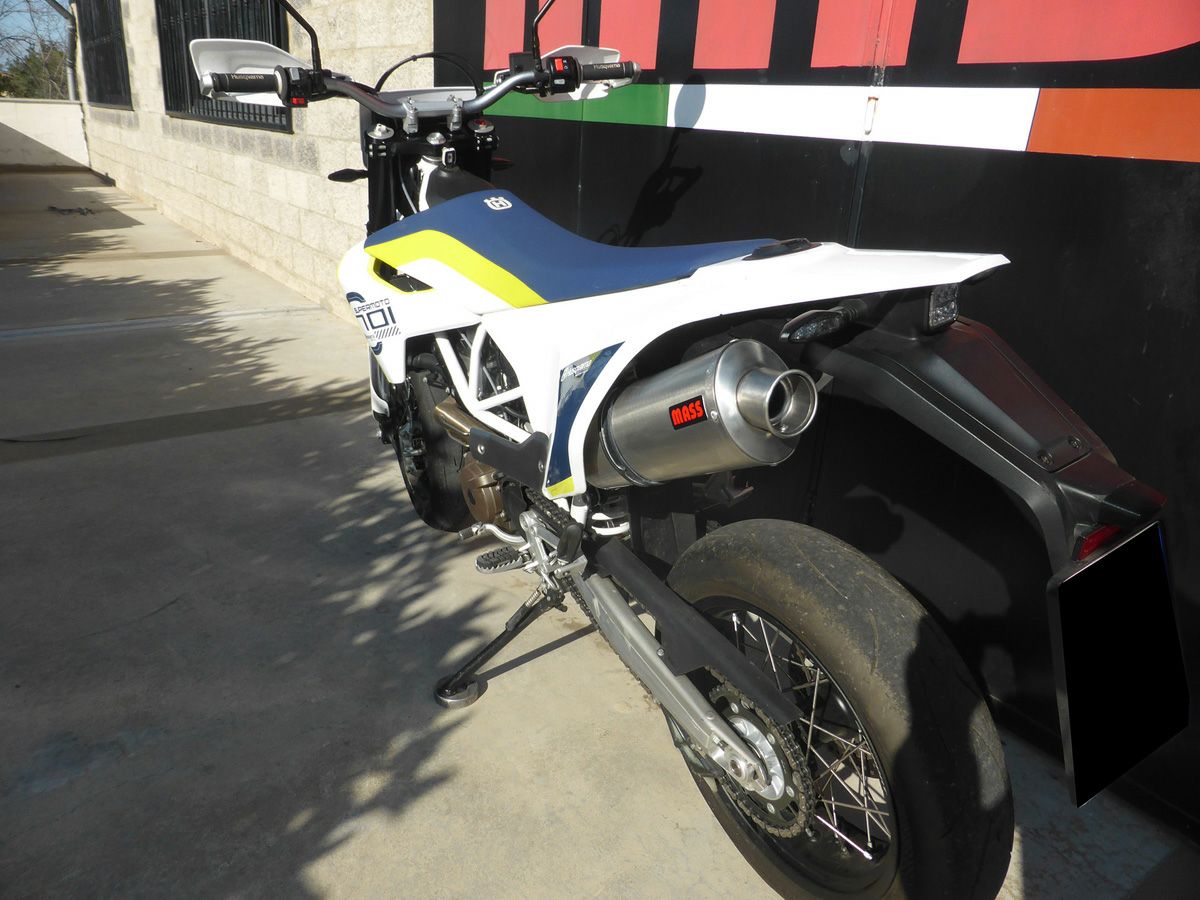 ハスクバーナ 701スーパーモト オーバルステンレス スリップオンマフラー(レーシング) MASS Exhaust_3