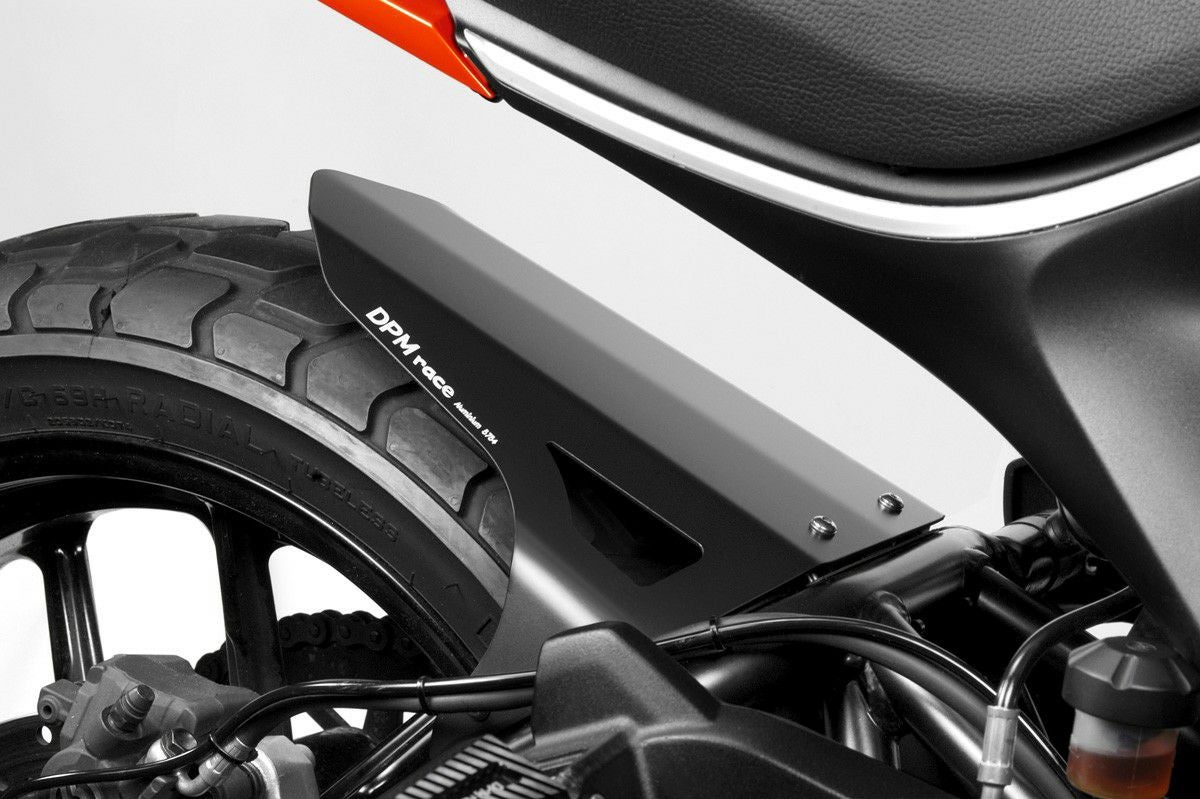 DUCATI スクランブラー400 Sixty2 リアフェンダー アルミ ブラック DPM