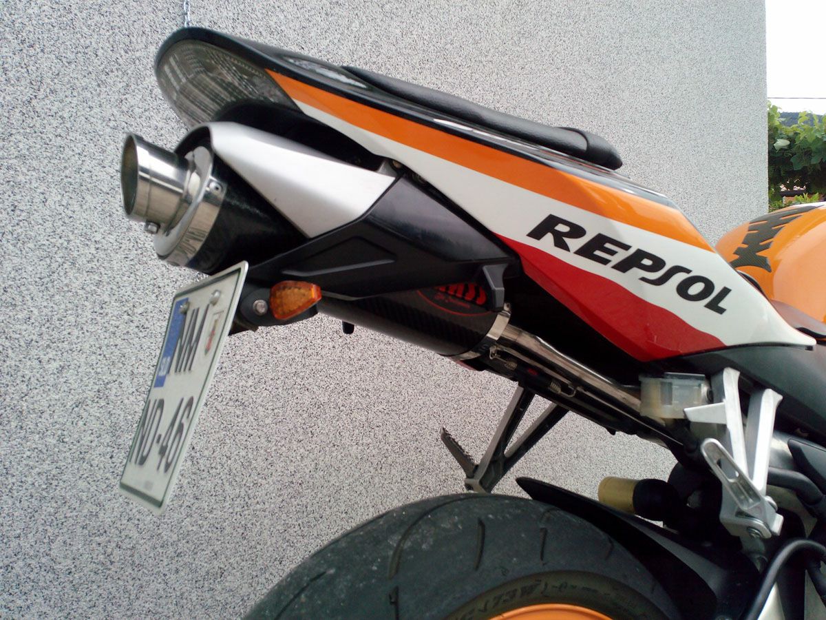 CBR600RR 03-16 オーバルカーボン スリップオンマフラー MASS Exhaust
