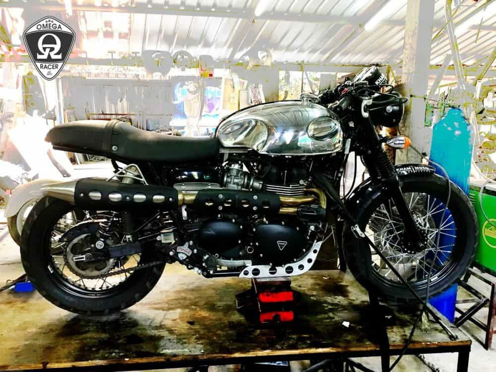 空冷ボンネビル T100 スクランブラー スラクストン アルミタンク