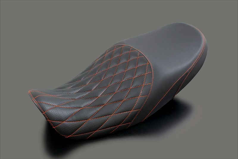 Z900RS/CAFE ヴァイパーシート レッド ドットパンチ ARCHI | バイク