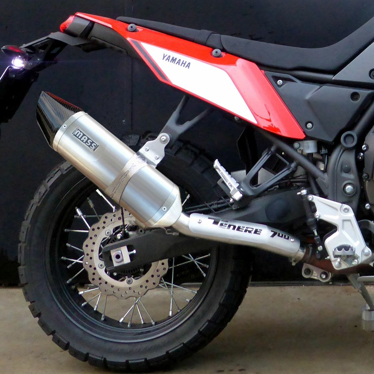 ヤマハテネレ700　レムス　スリップオンマフラー　 Webike | REMUS レムス BLACK HAWK スポーツスリップオンマフラー