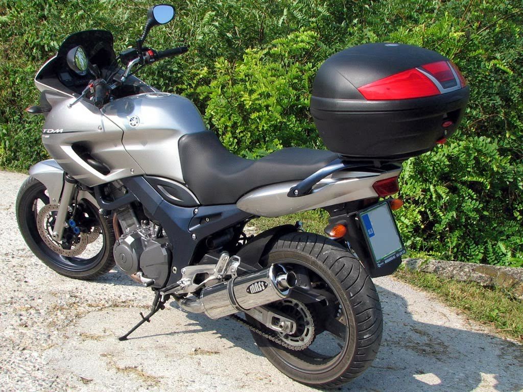 TDM900 オーバルステンレス スリップオンマフラー MASS Exhaust