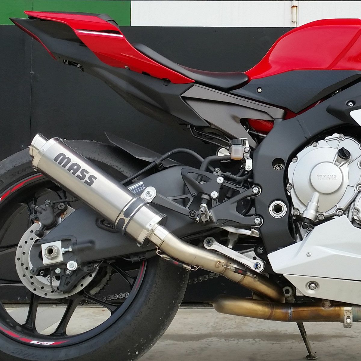 YZF-R1 2015~ セミフルエキゾーストマフラー 美品 ヤマハ YZF-R1 |マフラー|MASS Exhaust(マス エキゾースト)|モトパーツ