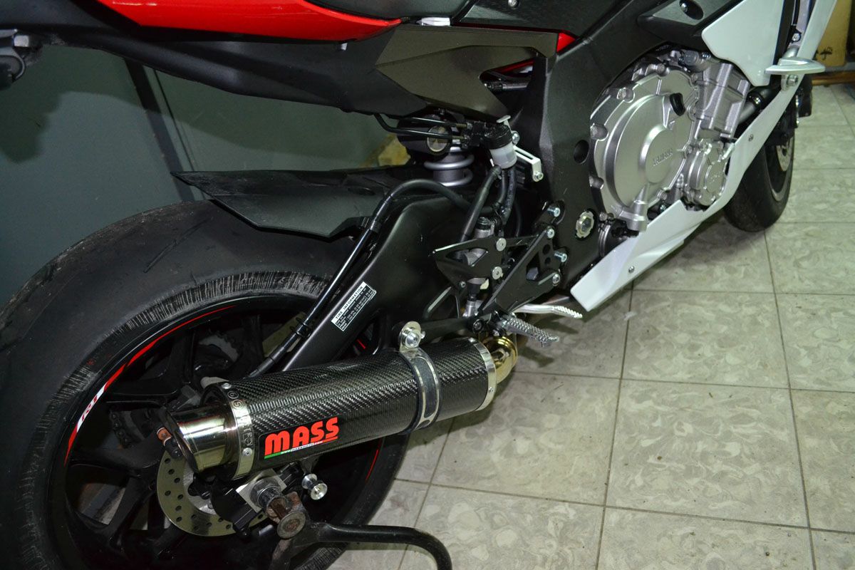 YZF-R1/R1M 15-20 GP1カーボンマフラー+触媒デリートパイプ(レーシング