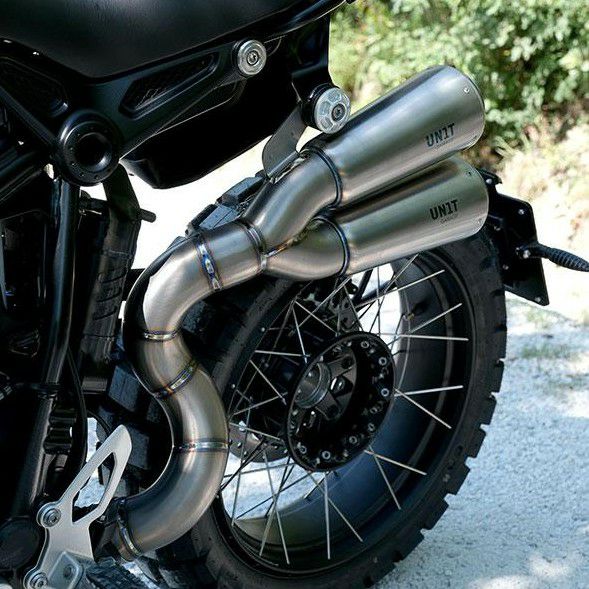 BMW RnineT Scrambler スリップオンマフラー ダブルハイパイプ