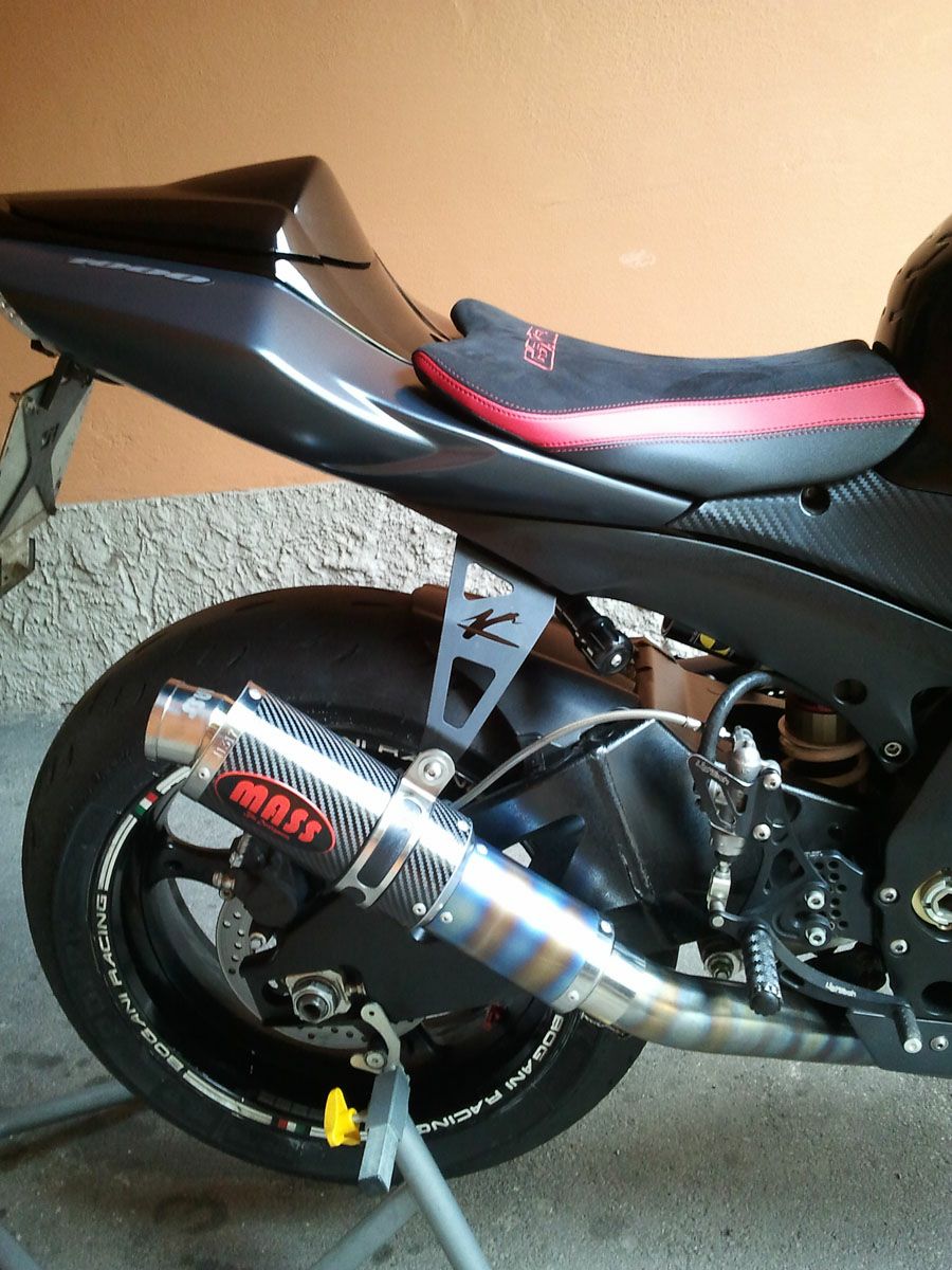 GSX-R1000 M1スタイル フレイムチタン/カーボン スリップオンマフラー