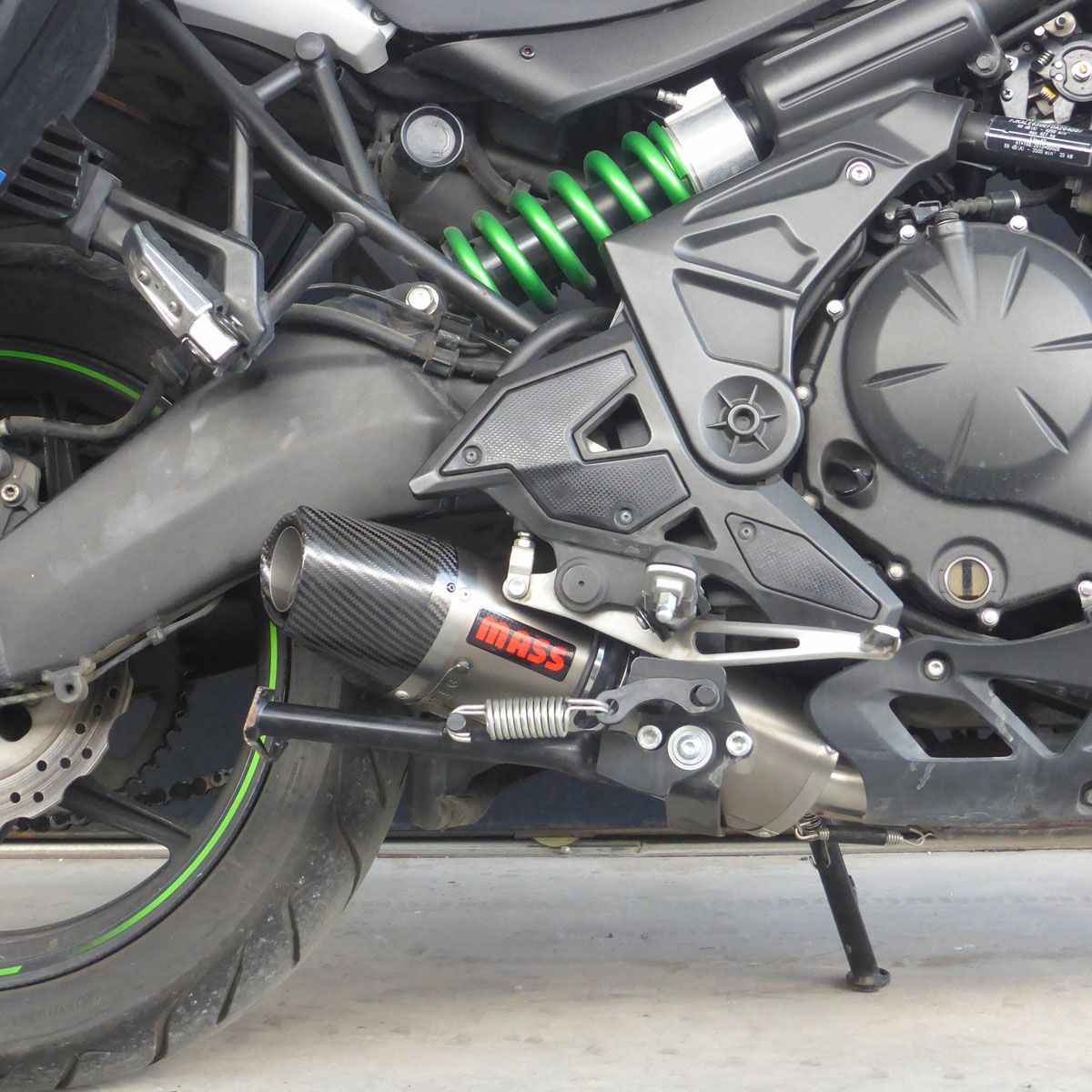 Versys(ヴェルシス)650 17-20 オーバルチタン スリップオンマフラー