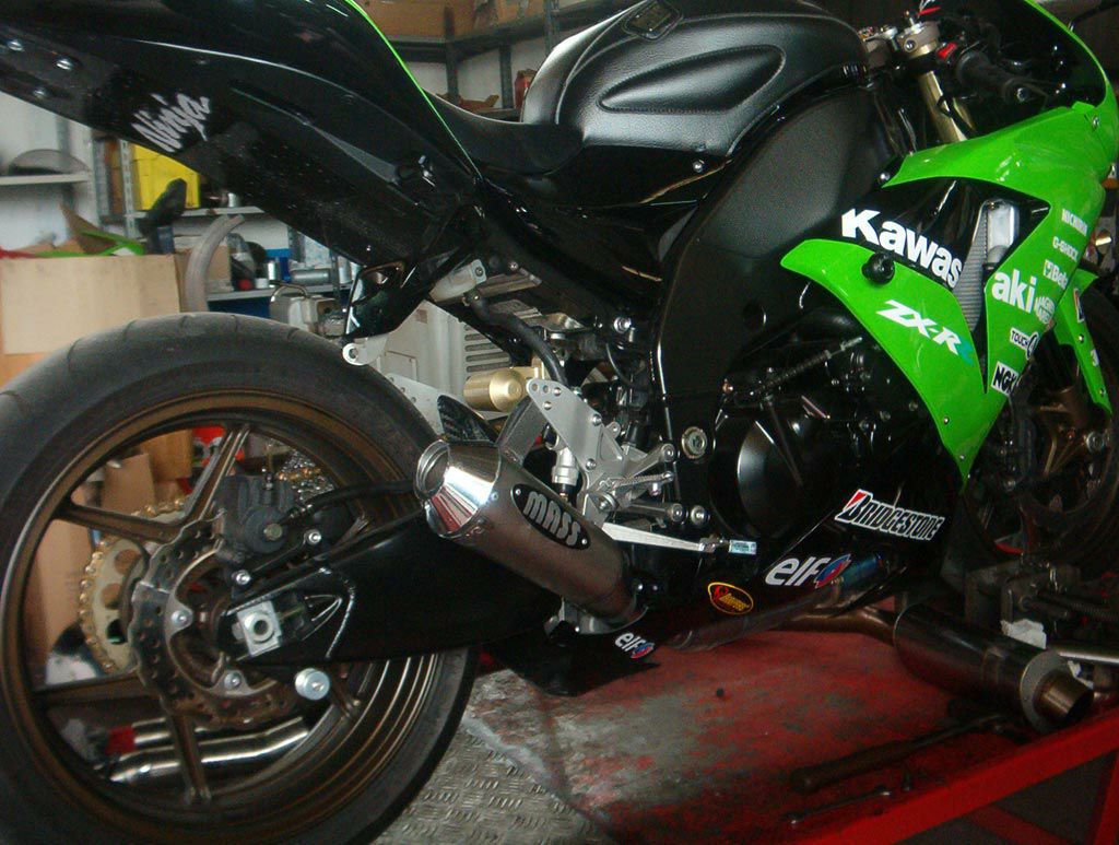ZX-10R 06-07 Trombカーブチタン ローサイド スリップオンマフラー