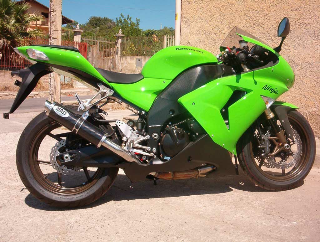 ZX-10R 06-07 GP1 カーボン ローサイド スリップオンマフラー MASS