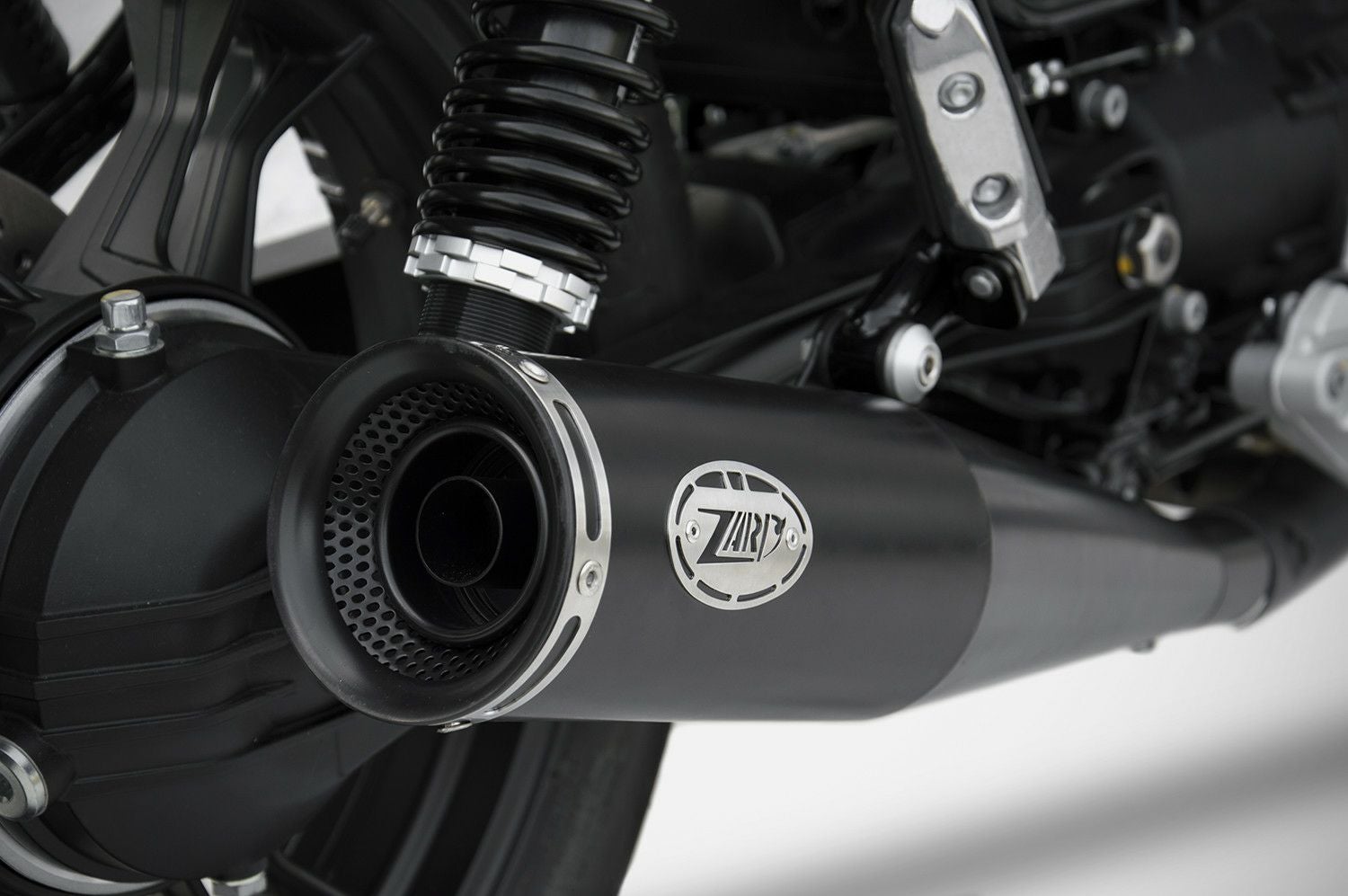 V7 III シリーズ 17-19 スリップオンマフラー 