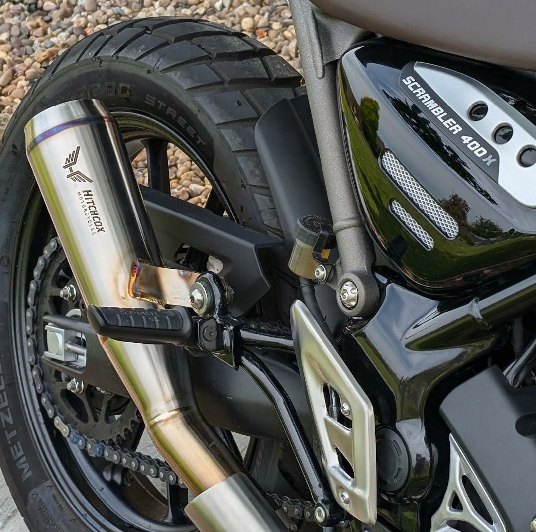 トライアンフ スクランブラー 400X スリップオンマフラー HITCHCOX
