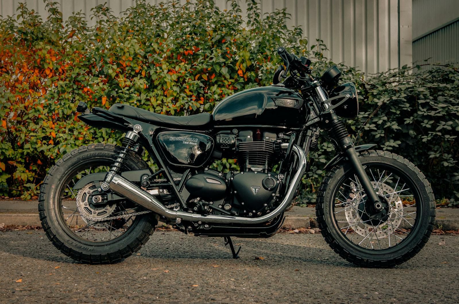 トライアンフ ボンネビル T100 16～ スリップオンマフラー ブラッシュ