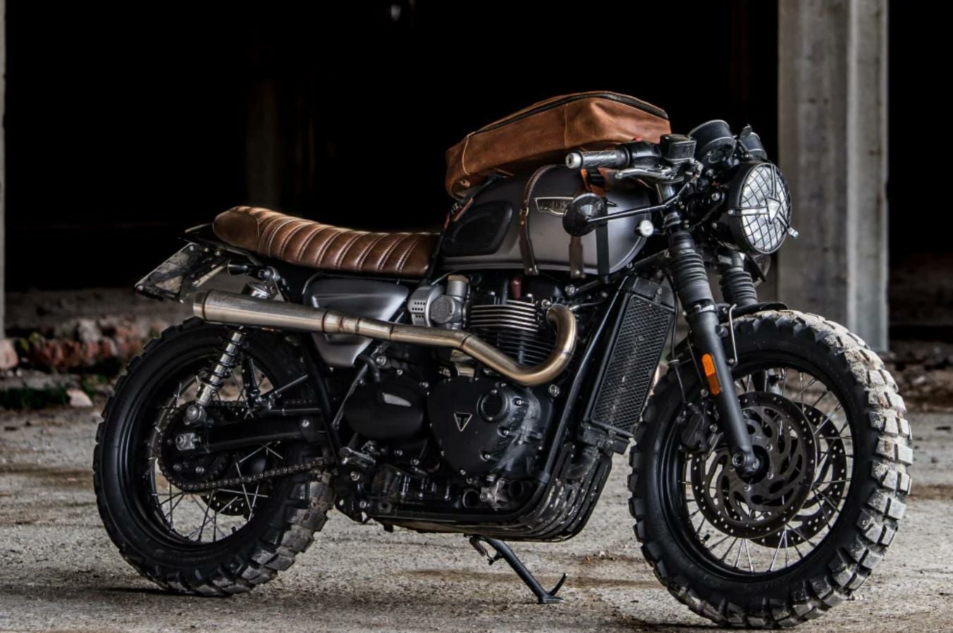 TRIUMPH トライアンフ　水冷ボンネビル用　フルエキゾースト トライアンフ ボンネビルT120 ハイマウント（コーン） フル