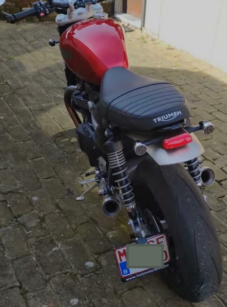 トライアンフ スピードツイン1200 スリップオンマフラー HITCHCOX