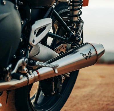 トライアンフ スピードツイン1200 リバースコーンスリップオンマフラー 