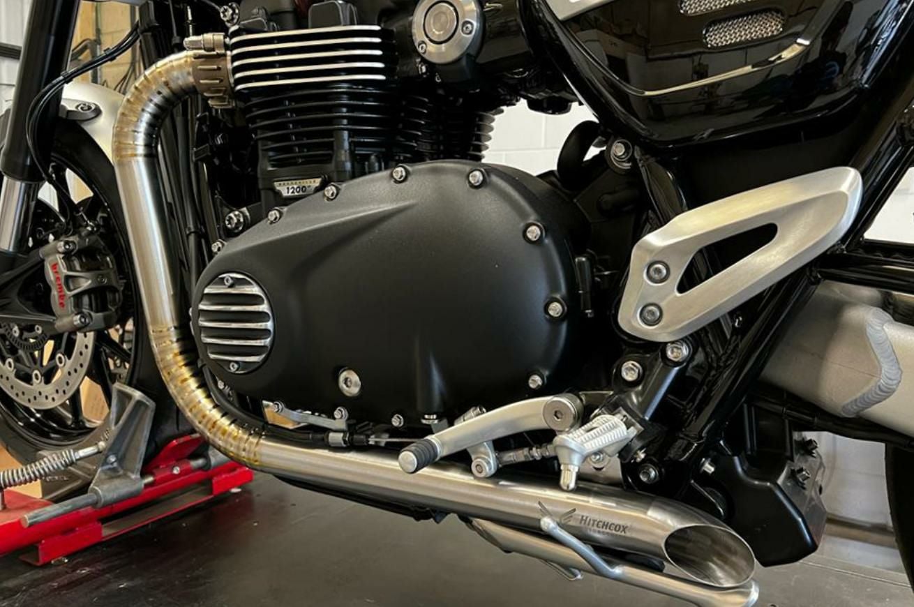 トライアンフ スピードツイン1200 ドラッグフルエキゾーストシステム