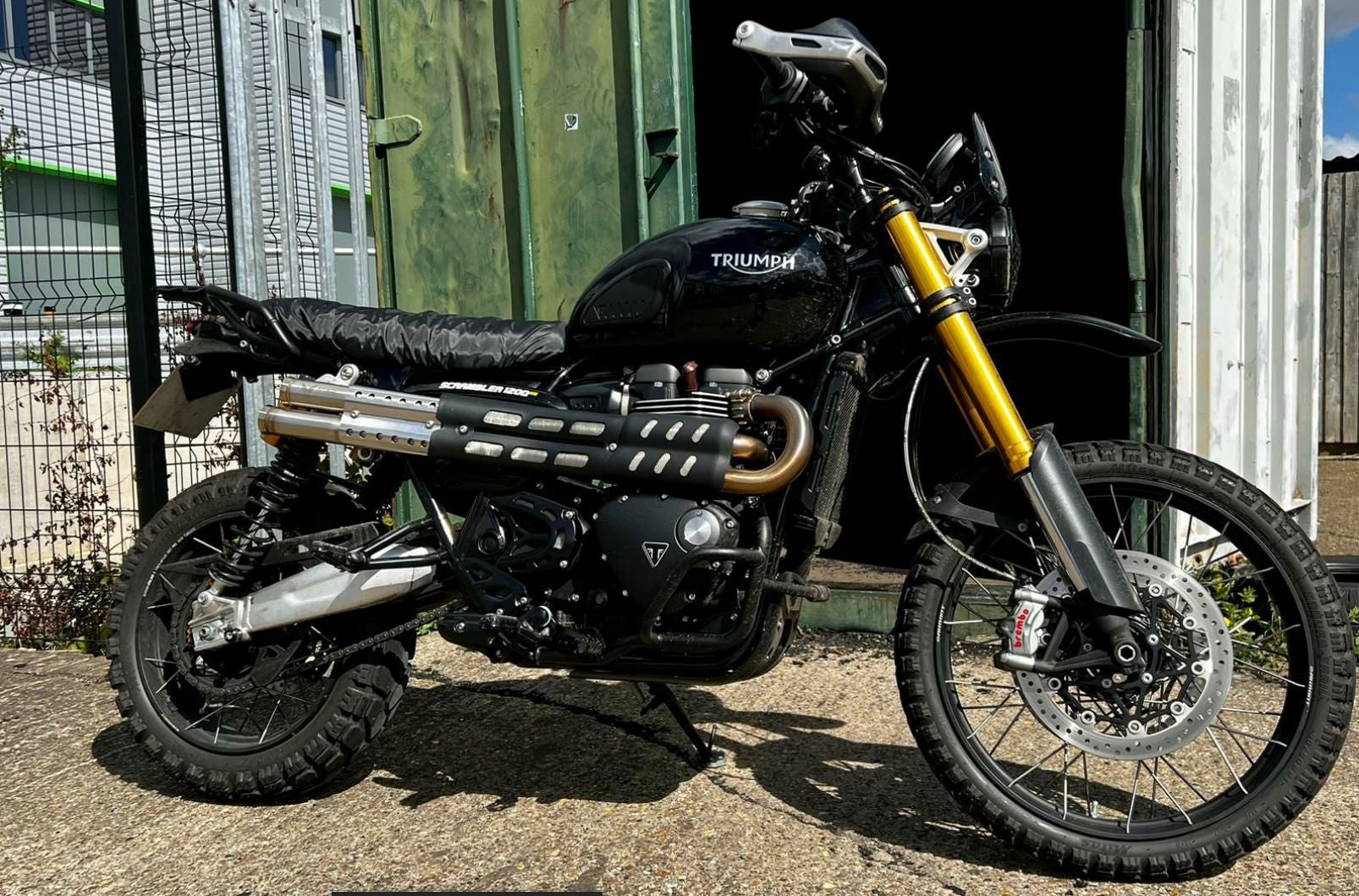 トライアンフ スクランブラー 1200 XE/XC ～23 コニカルエンドスリップ