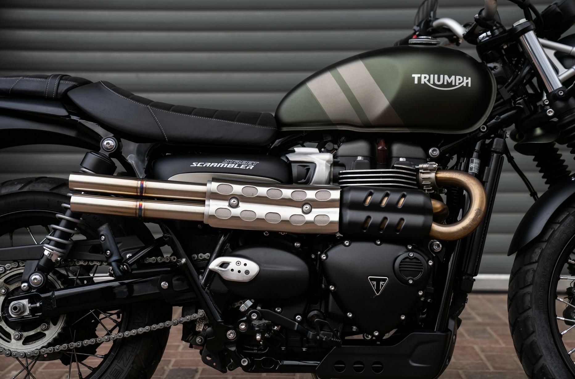 トライアンフ ストリートスクランブラー 900 17～24 ショットガン