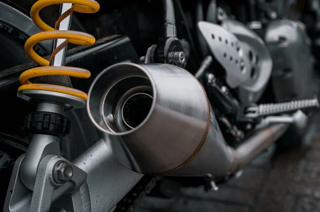 トライアンフ スラクストン 1200 R/RS リバースコーン スリップオン