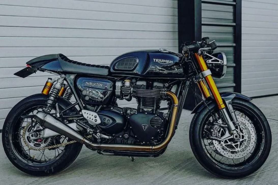 トライアンフ スラクストン 1200 R/RS フルシステム コーンタイプ