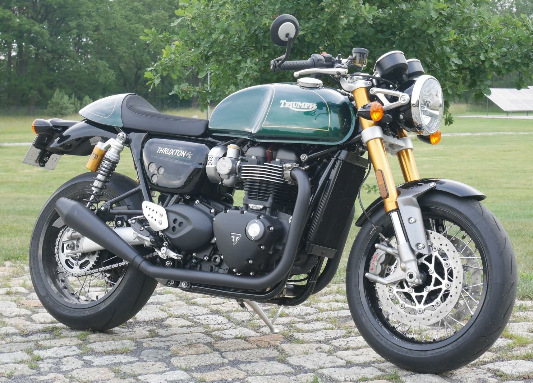 トライアンフ スラクストン 1200 R/RS フルシステム コーンタイプ