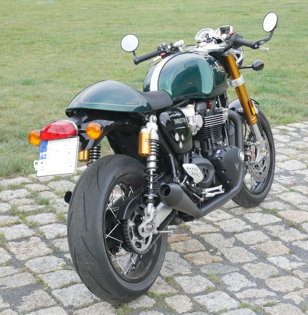 トライアンフ スラクストン 1200 R/RS フルシステム コーンタイプ