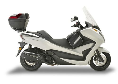 フォルツァ250/300 13-17 MONOKEYプレート付 リアキャリア GIVI フォルツァ250/300 13-17 MONOKEYプレート付 リアキャリア GIVI