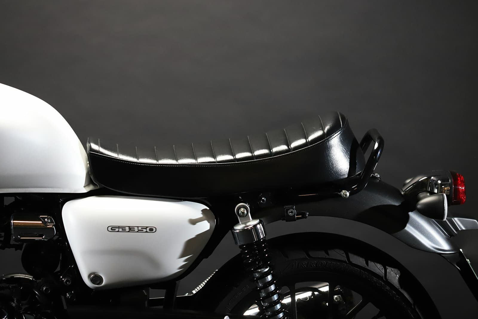 ホンダ GB350 シート タックロール ブラック 