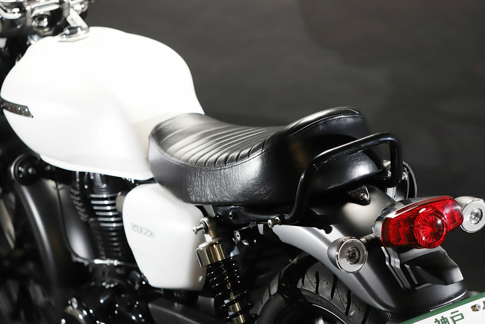 ホンダ GB350 シート タックロール ブラック 