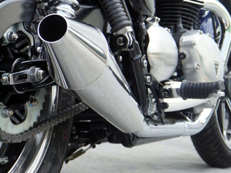 空冷ボンネビル T100 SE スリップオンマフラー 空冷ボンネビル T100 SE スリップオンマフラー