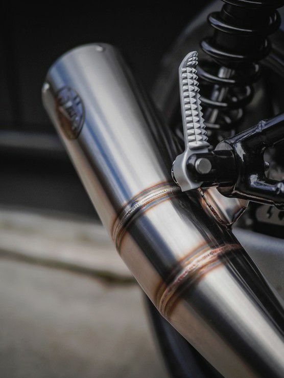 スピードツイン1200 スラクストン1200 スリップオンマフラー 