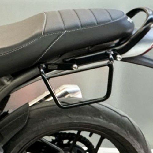 トライアンフ スピード400 サドルバッグ ステー サテンブラック 左側 La Poderosa_1