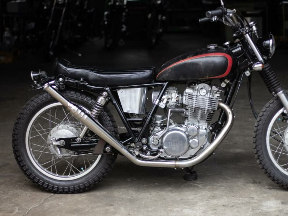 sr400キャブ車用 アップマフラー　サイレンサータイプ　トランペットタイプ ヤマハ SR400/500 69トランペット スリップオン アップキャブ車
