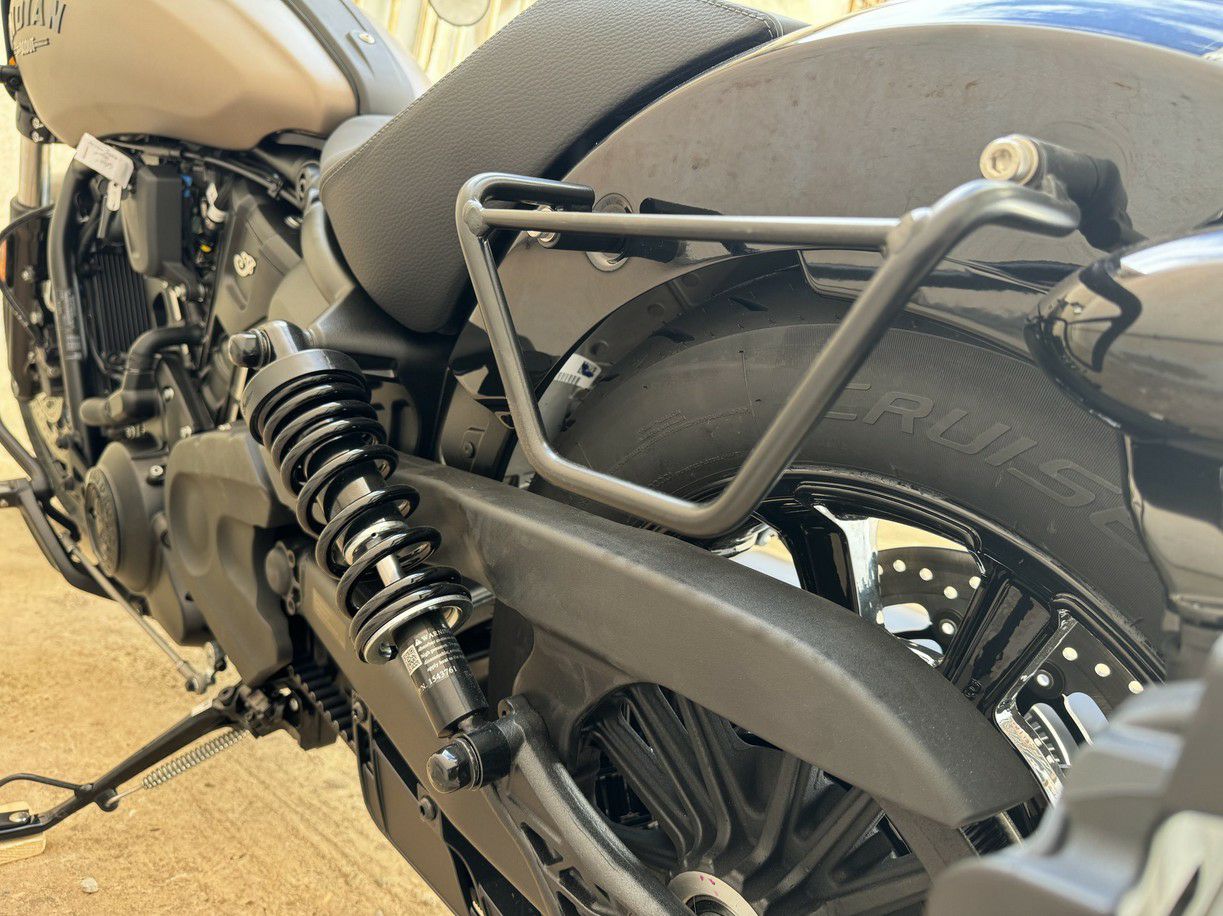 インディアン スカウト 25- サドルバッグ ステー サテンブラック 左右
