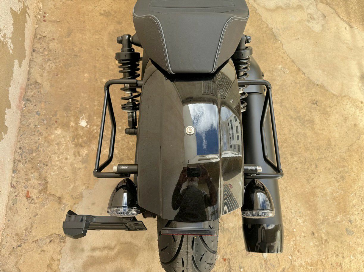 インディアン スカウト 25- サドルバッグ ステー サテンブラック 左右