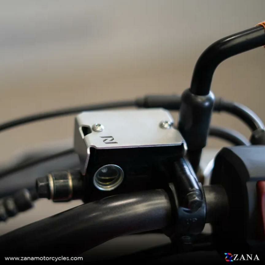 ホンダ CB250R/300R フロントマスターシリンダーカバー アルミ ZANA