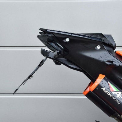KTM 1290スーパーデューク R/EVO フェンダーレスキット プレミアム 