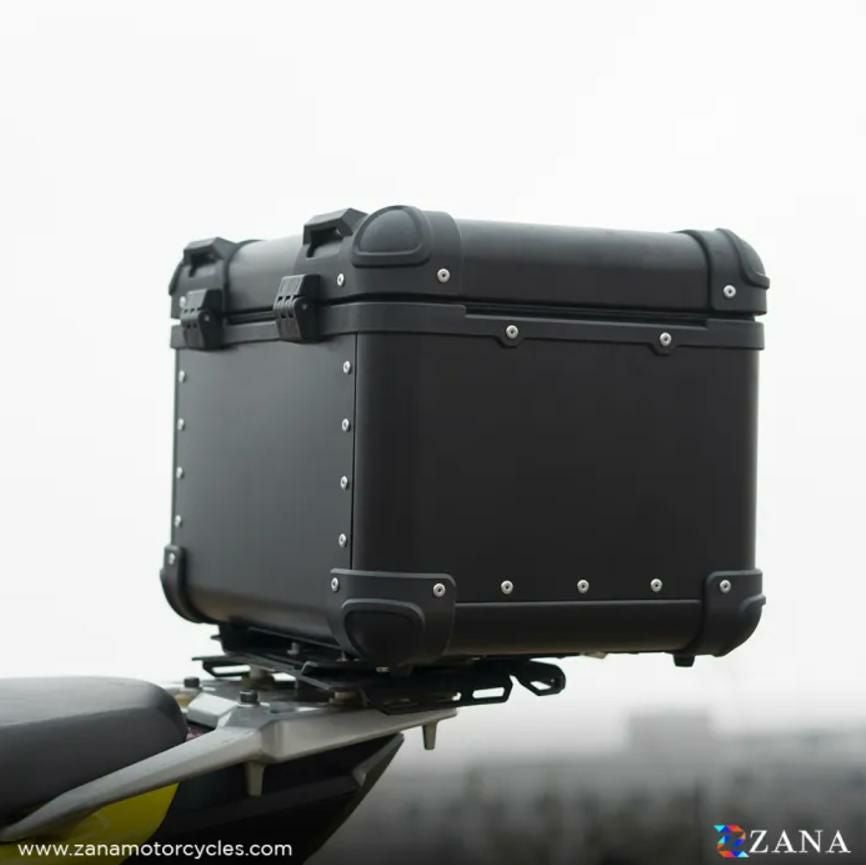 汎用 45 リットル アルミトップケース R-フラット ブラック ZANA