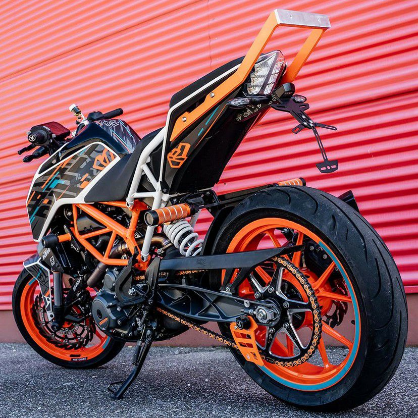 KTM デューク 125/200/250/390 17-23 ウィリーバー ブラック BAGOROS