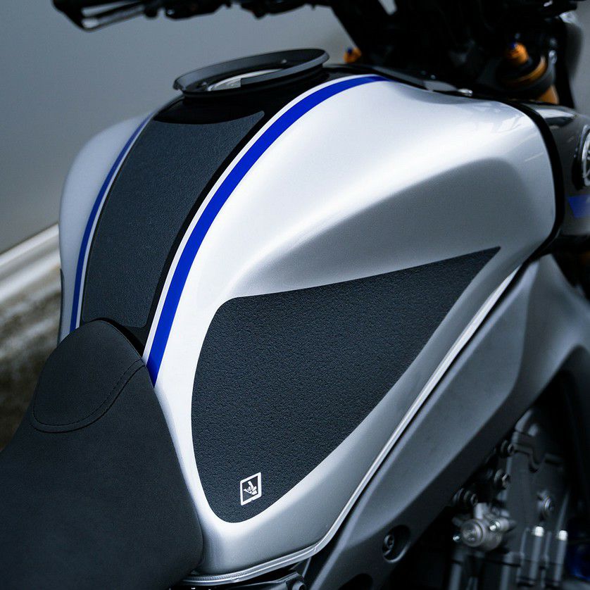 ヤマハ MT-09 ボディパーツ タンクパッド カバー | モトパーツ(MOTO PARTS)