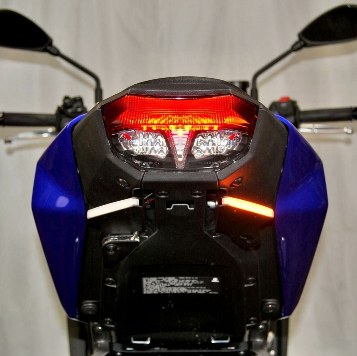 ヤマハ MT-09 24～ タックドデザイン フェンダーレスKIT LEDウインカー