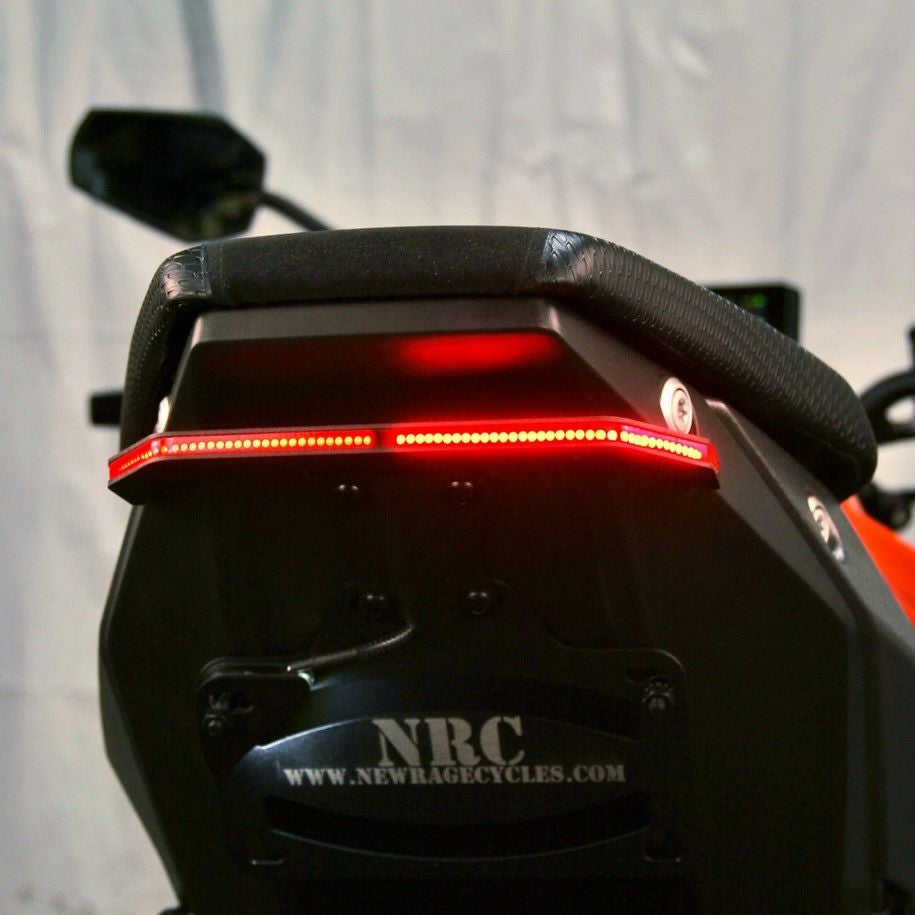 専用 KTM 1390スーパーデュークR/EVO 24- スクリーン ニュー